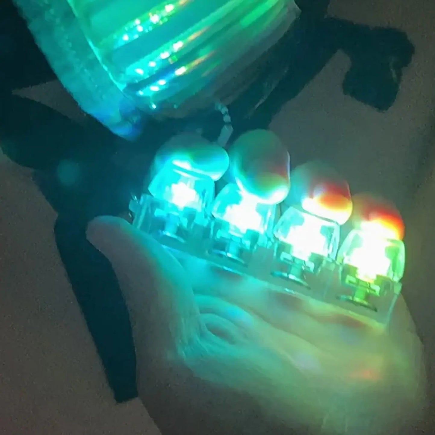 Illuminate Your Day with the Keyboard Toy Keychain: Mechanical Clicker with LED Lights for Stress Relief and Fun!